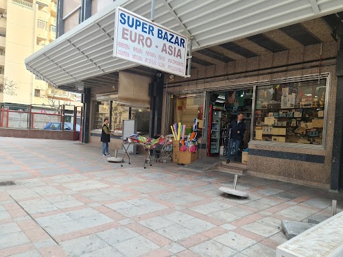 Super Bazar